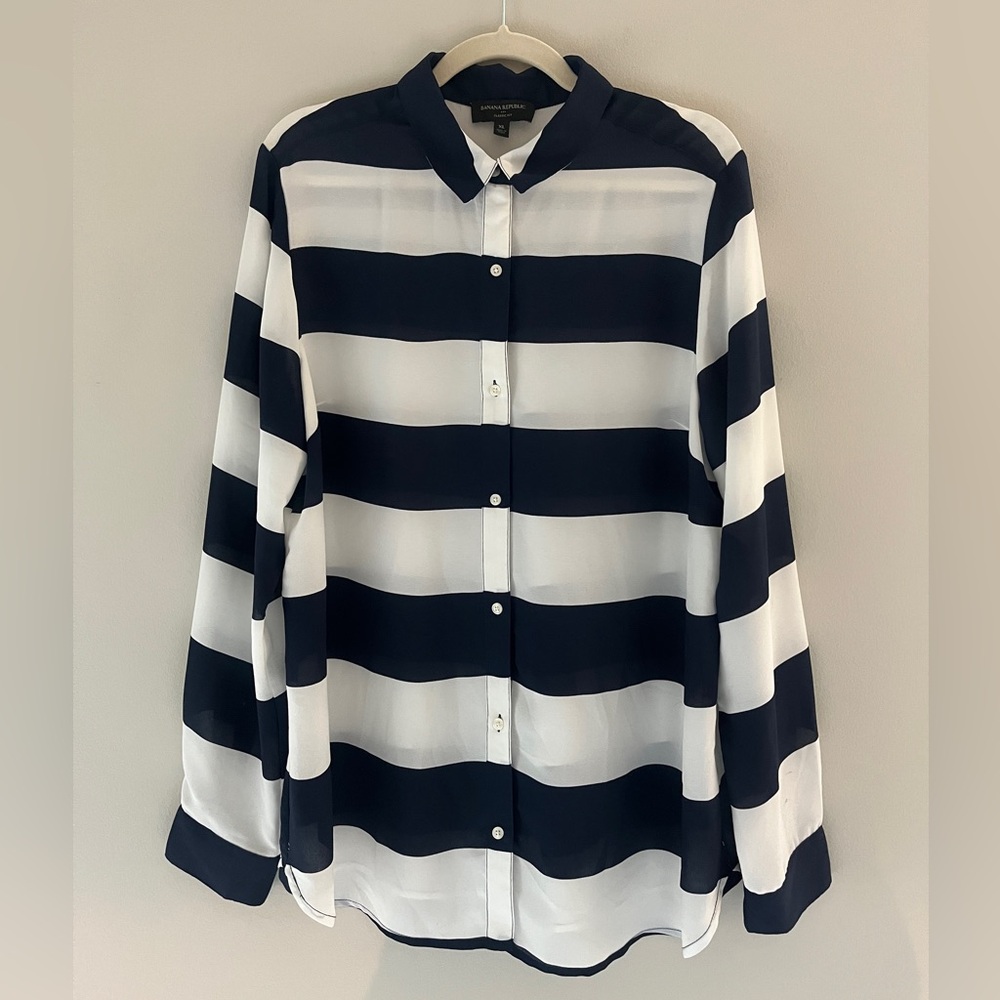 Banana Republic Factory Horizontal Striped Collared Shirt